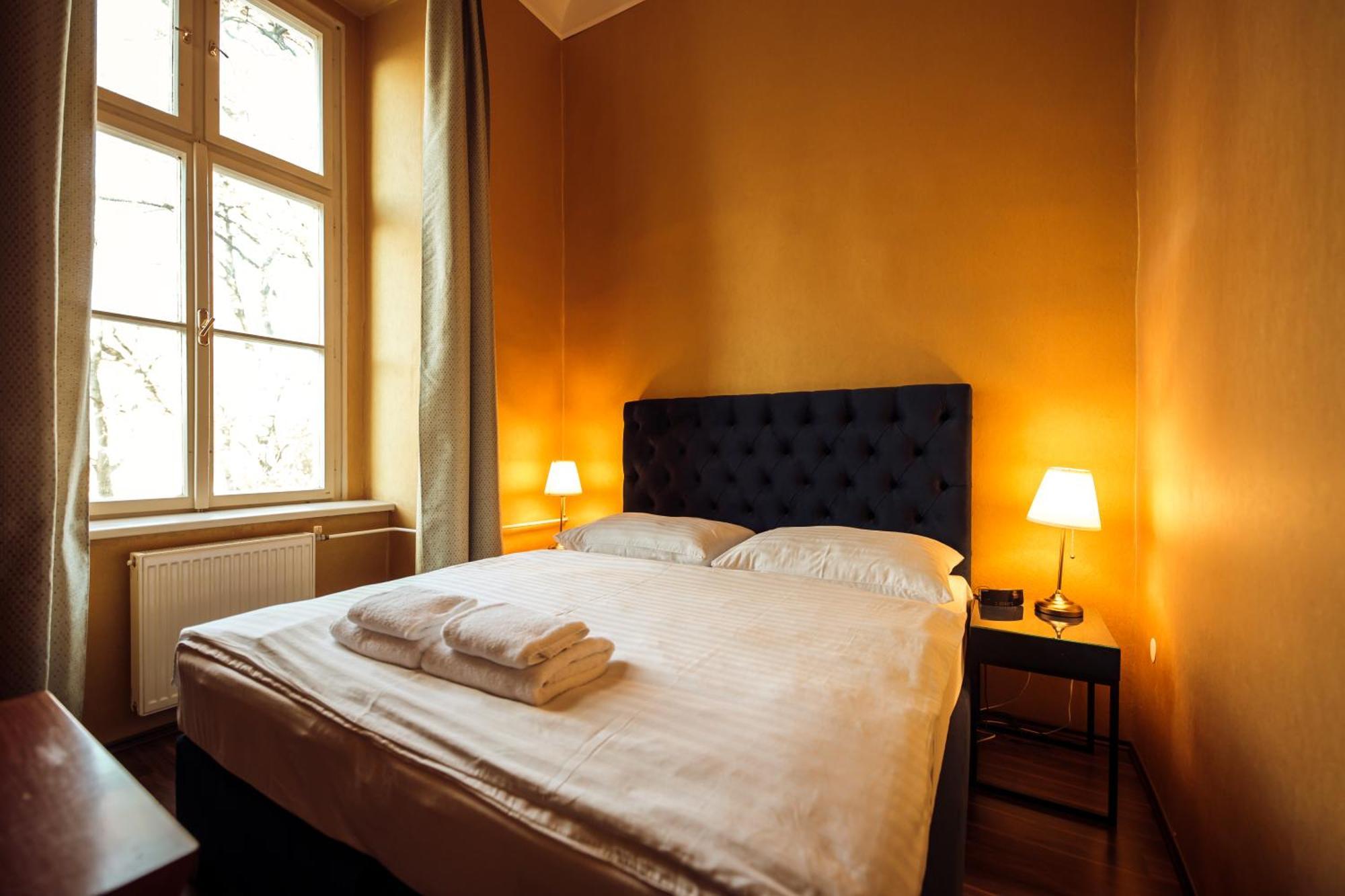 Hotel Kastiel Mojmirovce Bagian luar foto